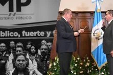 Transicion de fiscal en el MP